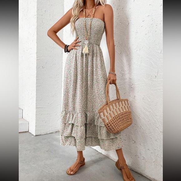 Boho floral print ruffle hem strapless maxi dress - Picture 6 of 6